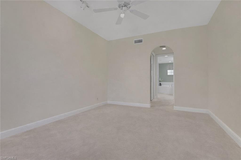 714 Regency Reserve CIR 3201-9
