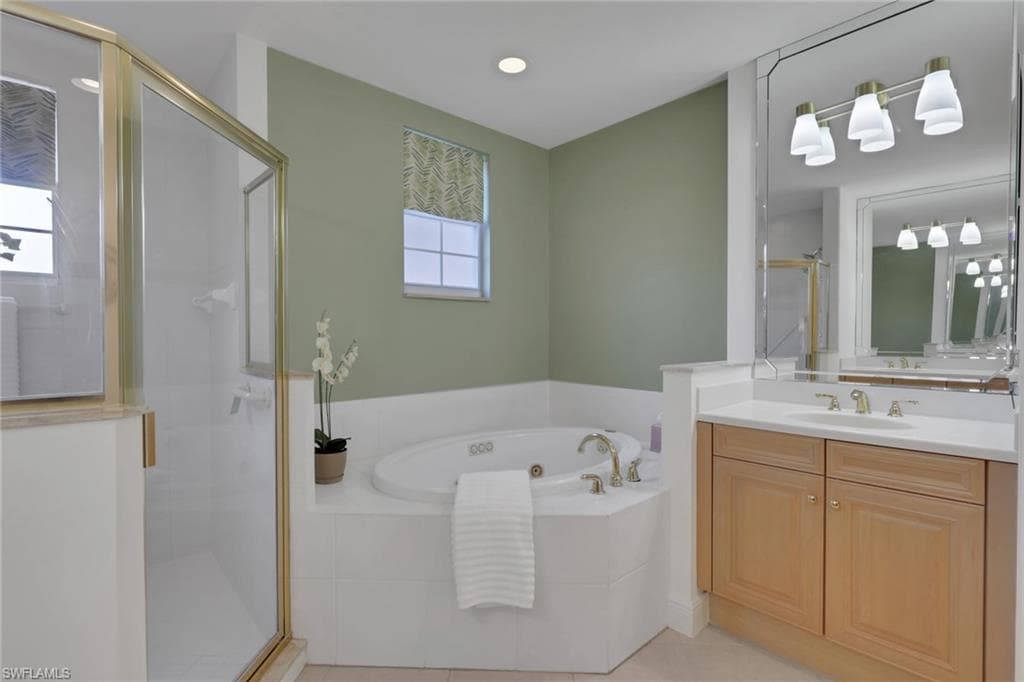 714 Regency Reserve CIR 3201-10