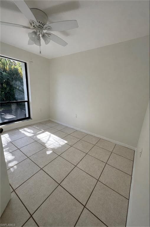 1228 Commonwealth CIR # O203, NAPLES FL 34116-5
