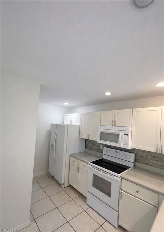 1228 Commonwealth CIR # O203, NAPLES FL 34116-15