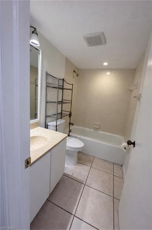 1228 Commonwealth CIR # O203, NAPLES FL 34116-7