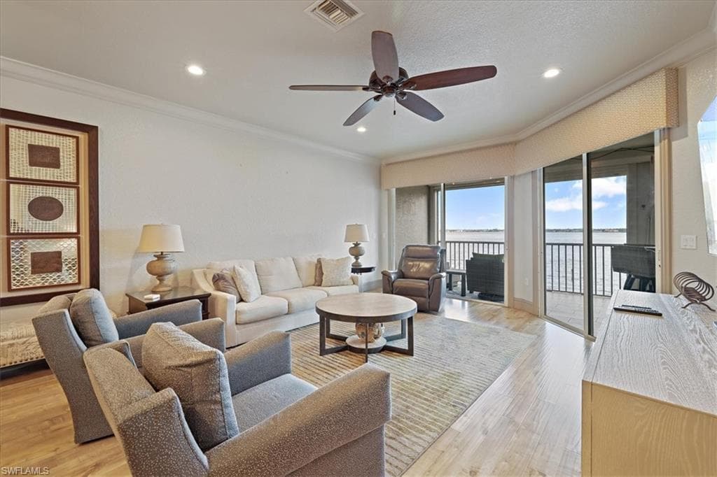 4235 SE 20th PL C404-8