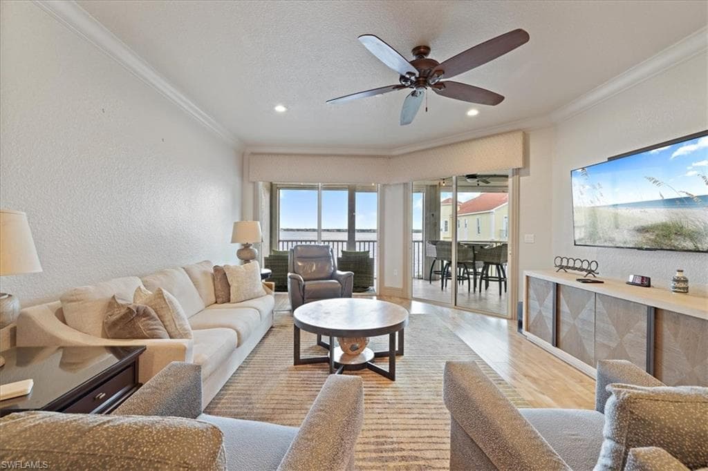 4235 SE 20th PL C404-9