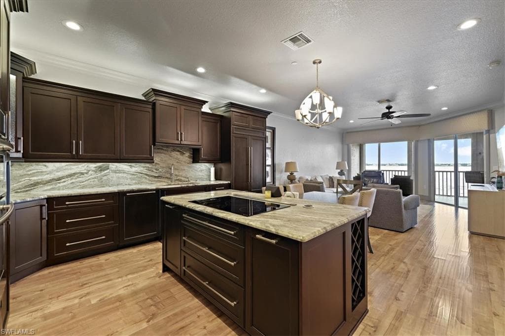 4235 SE 20th PL C404-3