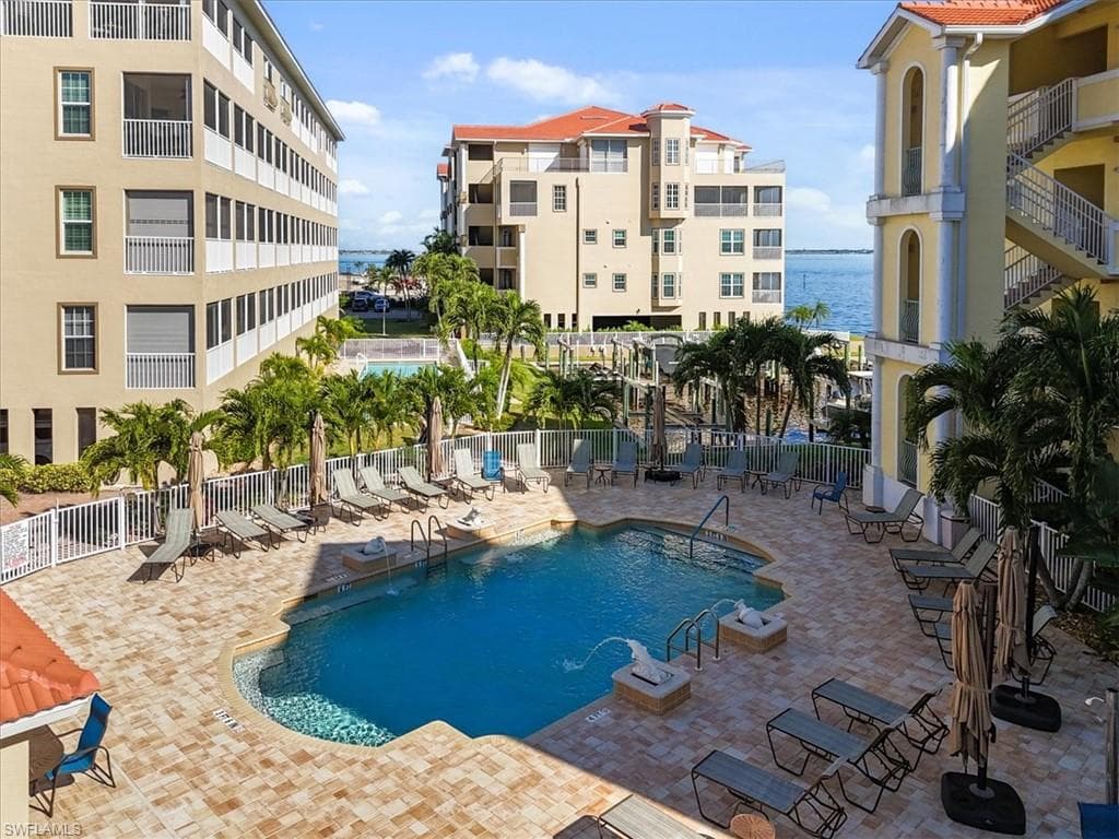 4235 SE 20th PL C404-20