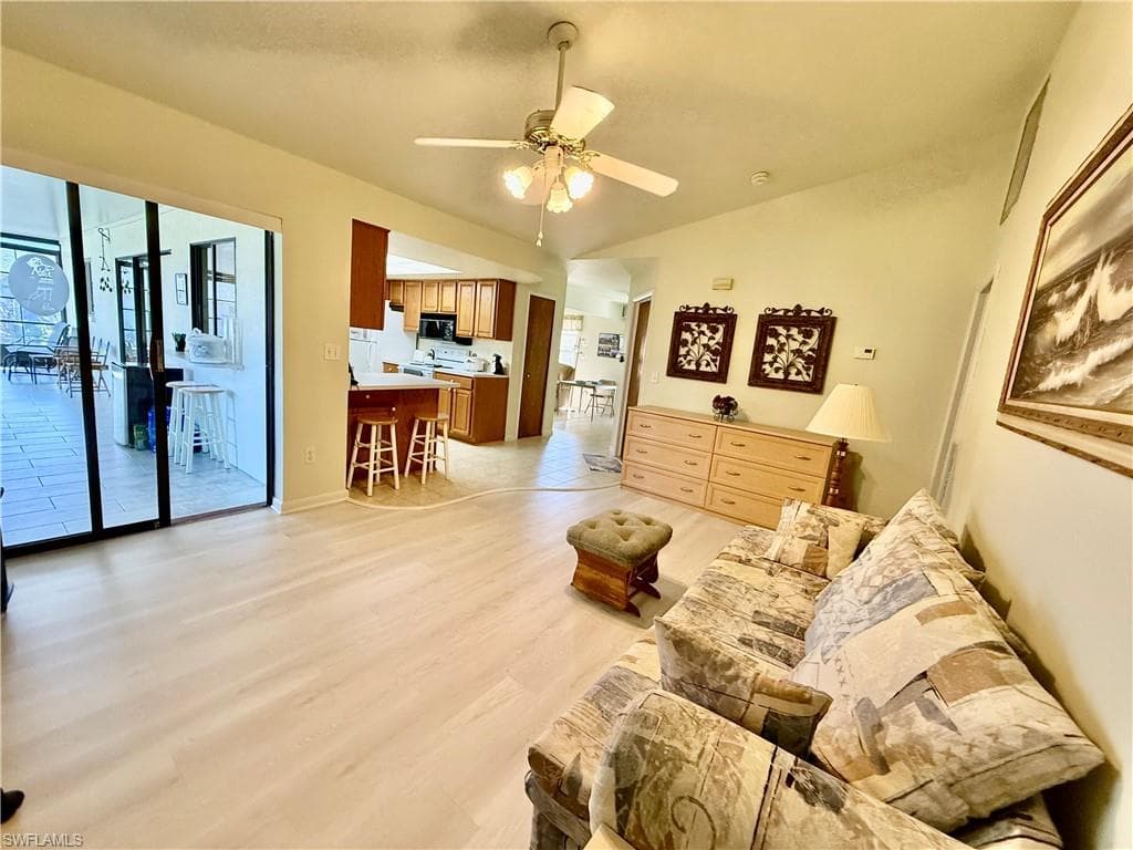 19993 Lake Vista CIR N, LEHIGH ACRES FL 33936-12