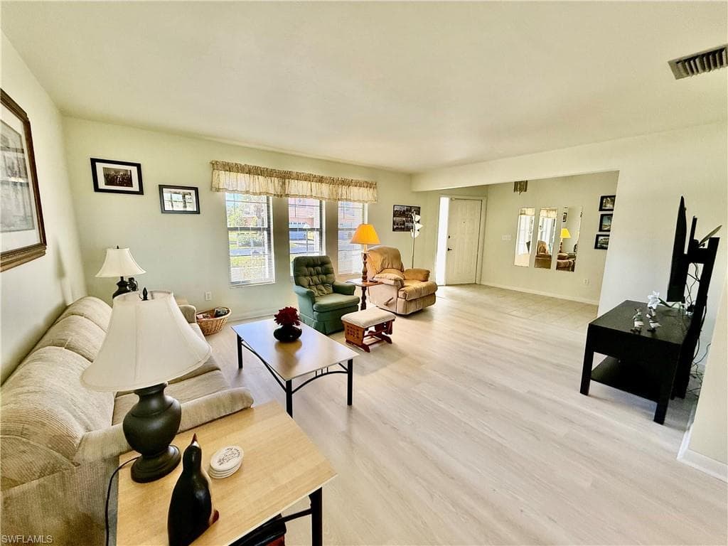 19993 Lake Vista CIR N, LEHIGH ACRES FL 33936-4
