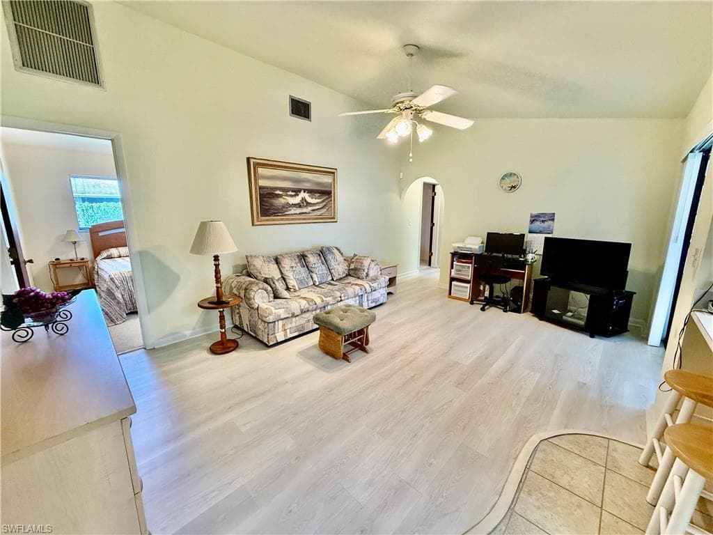 19993 Lake Vista CIR N, LEHIGH ACRES FL 33936-10