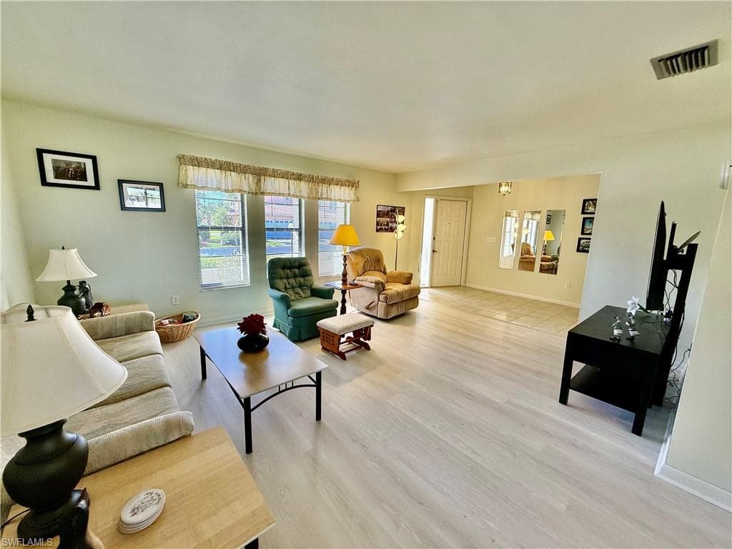 19993 Lake Vista CIR N, LEHIGH ACRES FL 33936-3