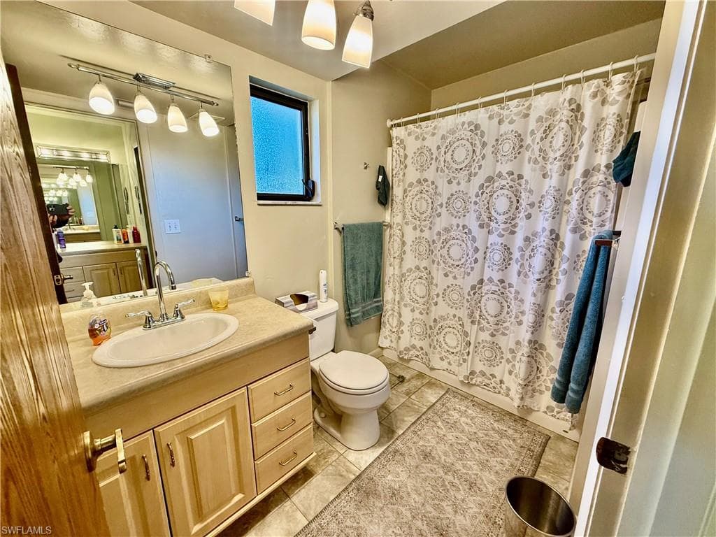 19993 Lake Vista CIR N, LEHIGH ACRES FL 33936-20