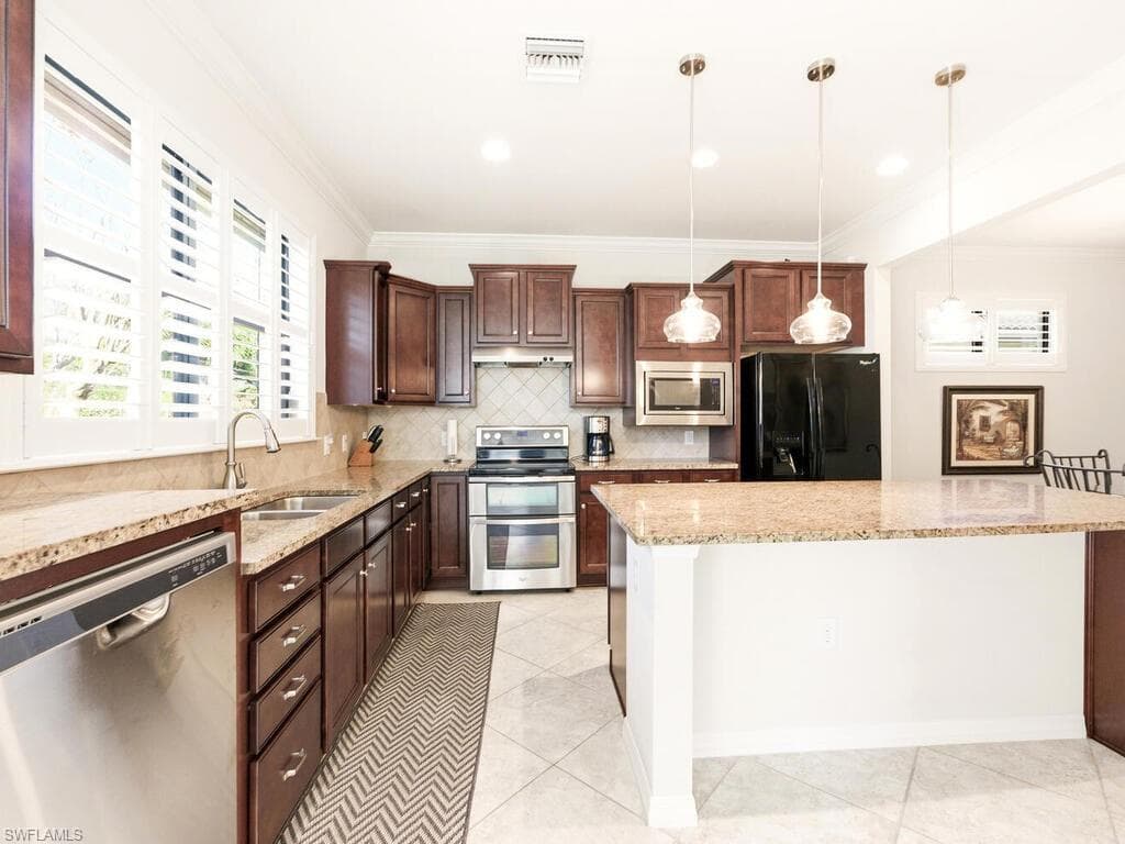 10960 Glenhurst ST, FORT MYERS FL 33913-12