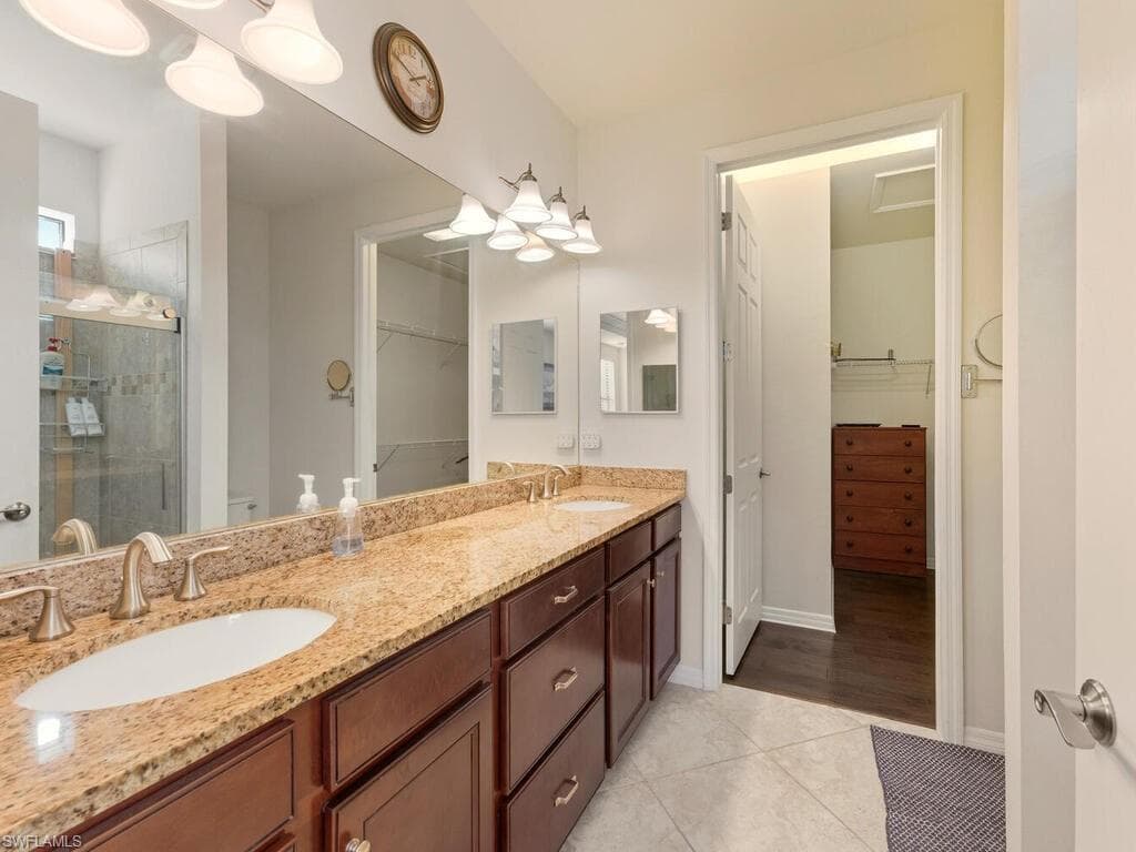 10960 Glenhurst ST, FORT MYERS FL 33913-15