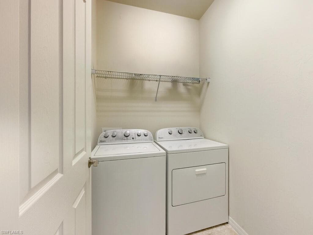 10960 Glenhurst ST, FORT MYERS FL 33913-19