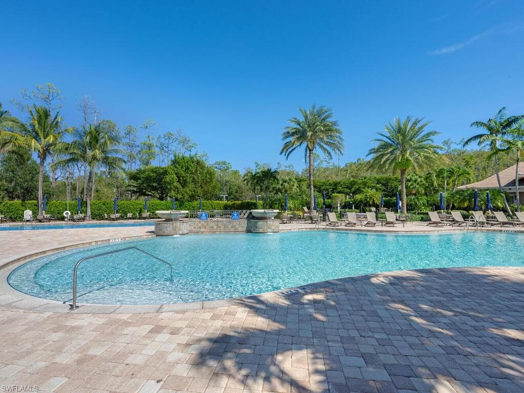 10960 Glenhurst ST, FORT MYERS FL 33913-36