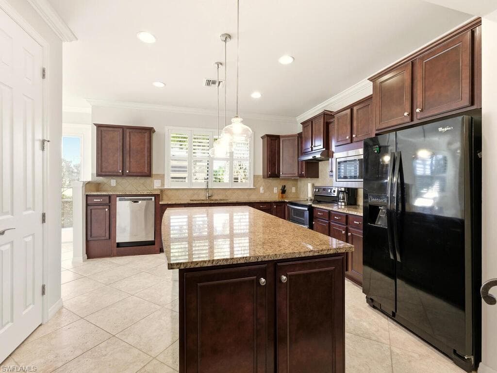 10960 Glenhurst ST, FORT MYERS FL 33913-10