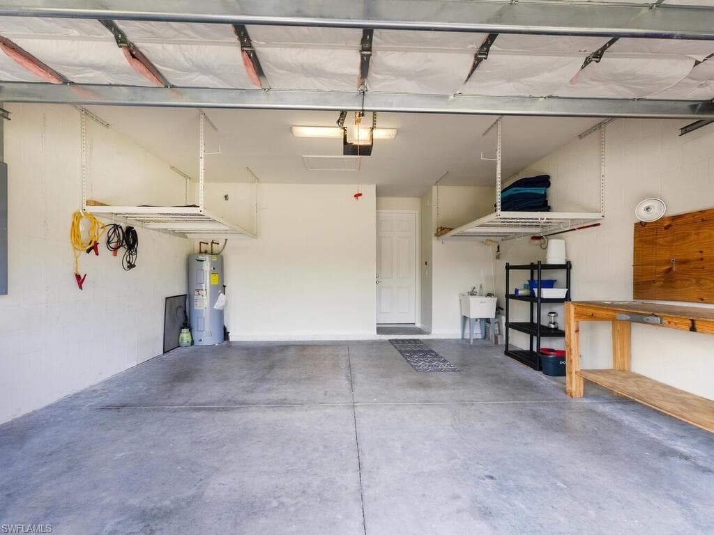 10960 Glenhurst ST, FORT MYERS FL 33913-24
