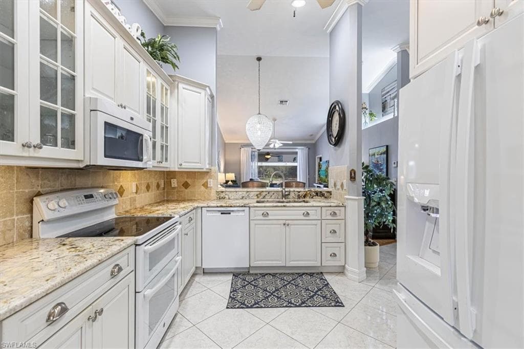 5474 Whitten DR # 12, NAPLES FL 34104-5