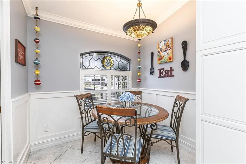 5474 Whitten DR # 12, NAPLES FL 34104-8