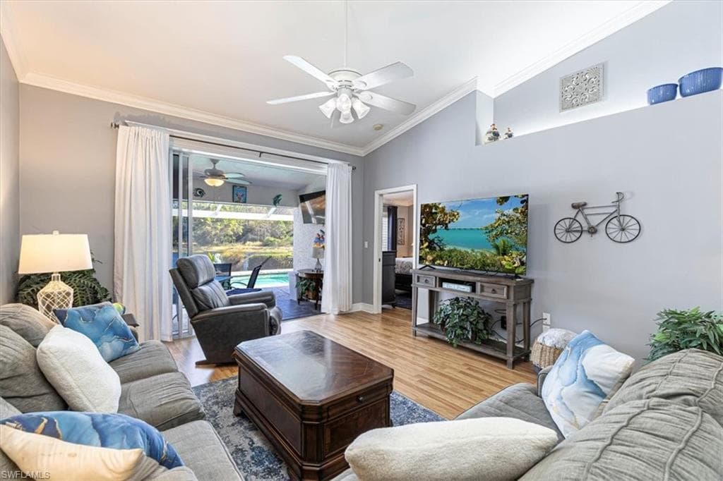 5474 Whitten DR # 12, NAPLES FL 34104-14