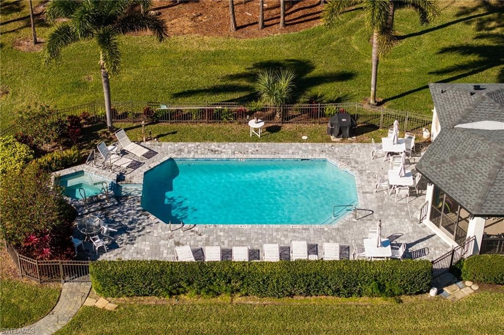 805 Augusta BLVD # 6, NAPLES FL 34113-35