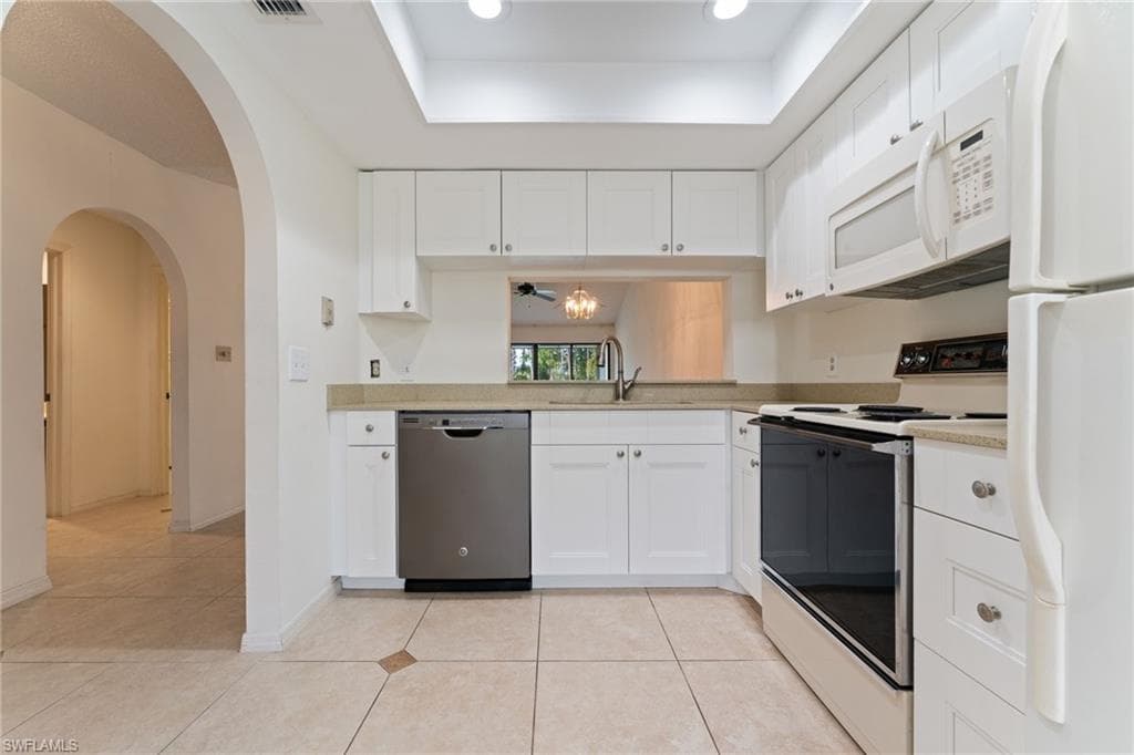 805 Augusta BLVD # 6, NAPLES FL 34113-19