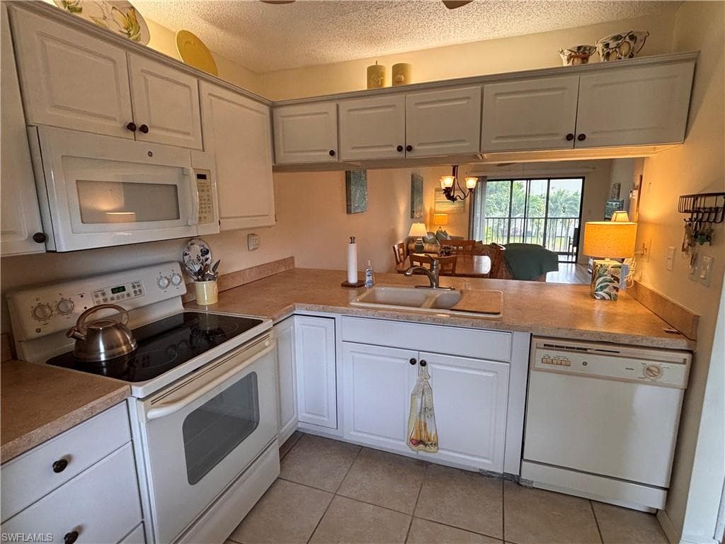 9315 Central Park DR # 202, FORT MYERS FL 33919-2