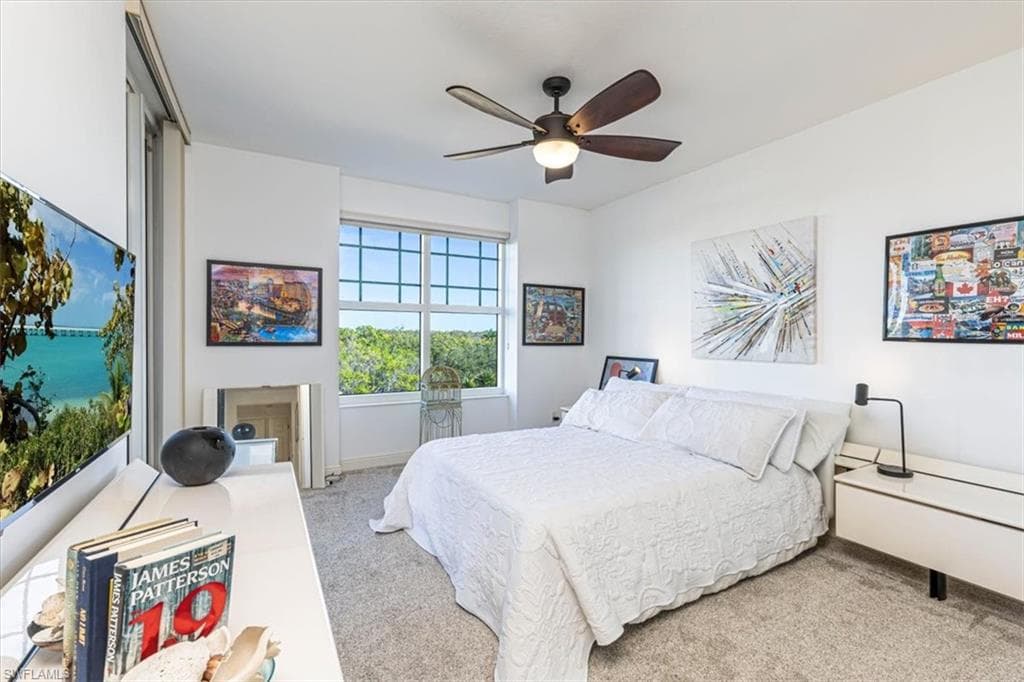 445 Cove Tower DR # 504, NAPLES FL 34110-23