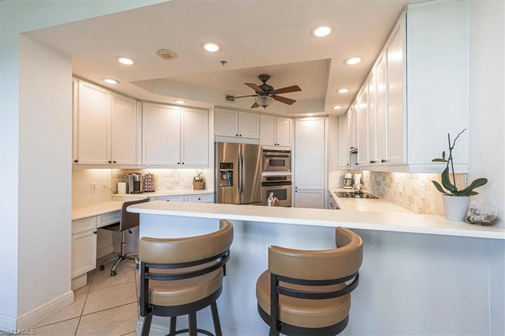 445 Cove Tower DR # 504, NAPLES FL 34110-14