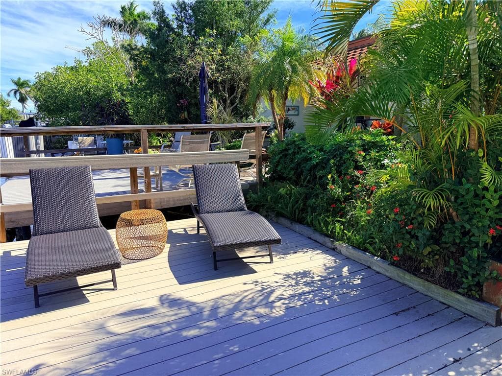 1575 Curlew AVE W # 1, NAPLES FL 34102-1