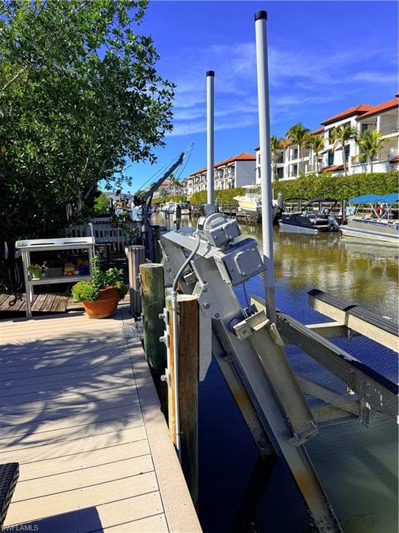 1575 Curlew AVE W # 1, NAPLES FL 34102-13