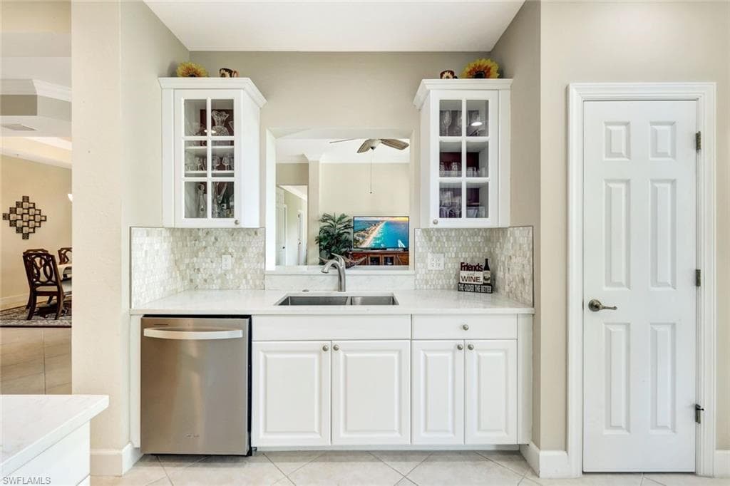 9193 Quartz LN # 102, NAPLES FL 34120-11