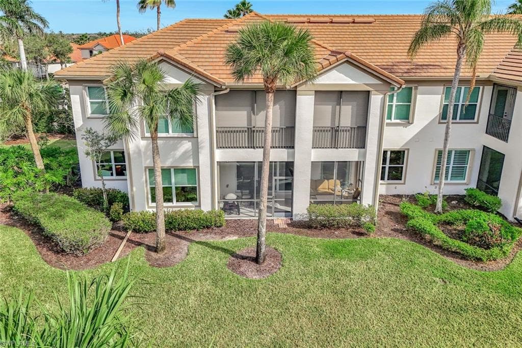 9193 Quartz LN # 102, NAPLES FL 34120-29