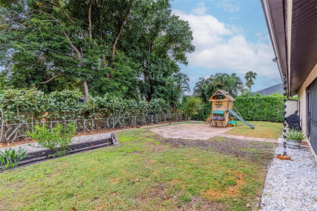 10590 Woodchuck LN, BONITA SPRINGS FL 34135-22