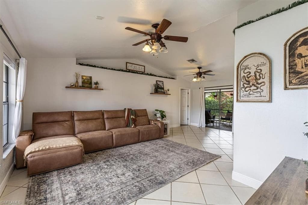 10590 Woodchuck LN, BONITA SPRINGS FL 34135-11