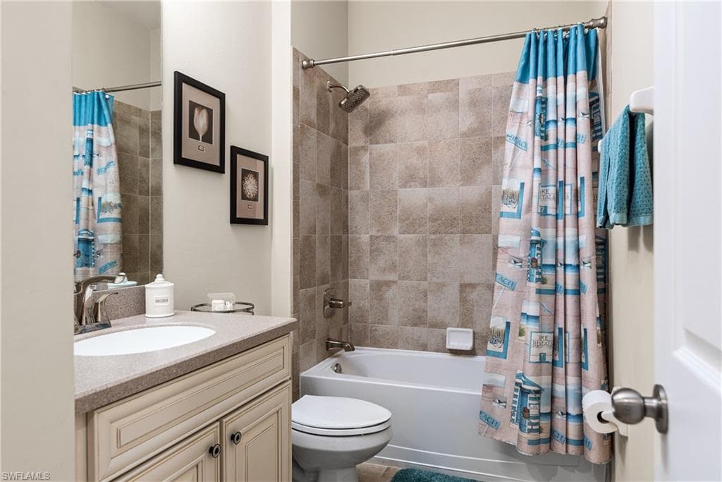 6849 IL REGALO CIR, NAPLES FL 34109-26