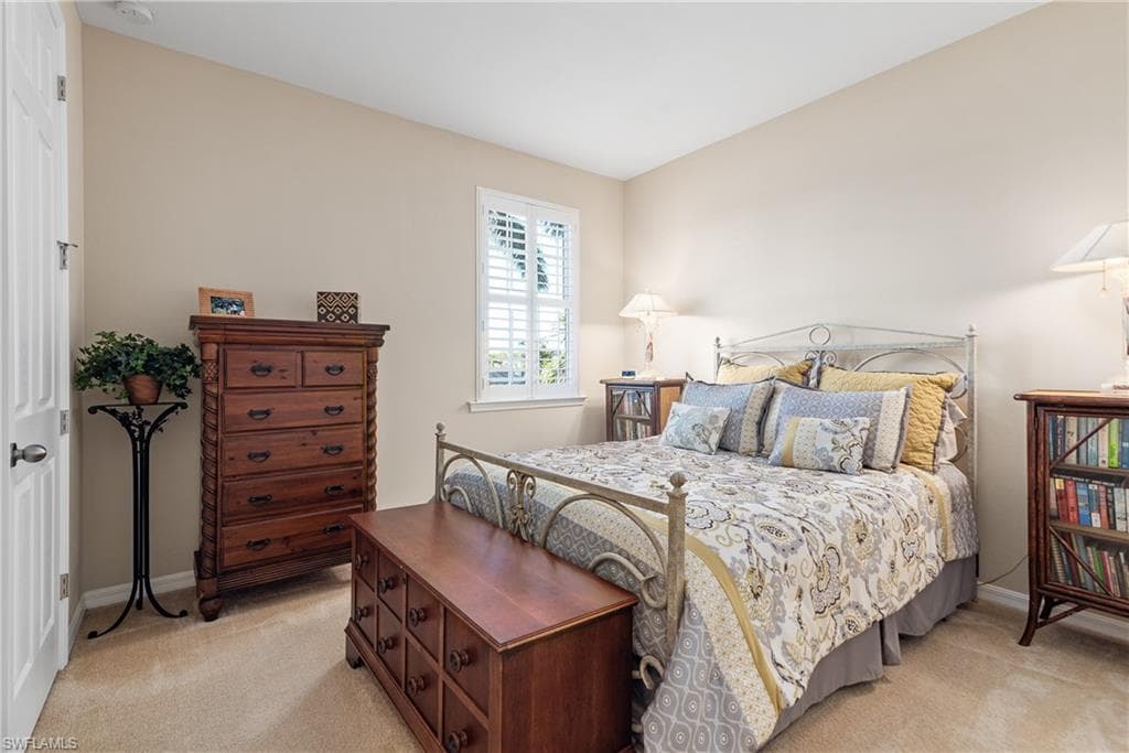 6849 IL REGALO CIR, NAPLES FL 34109-25