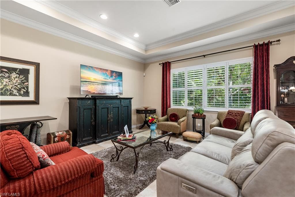 6849 IL REGALO CIR, NAPLES FL 34109-3