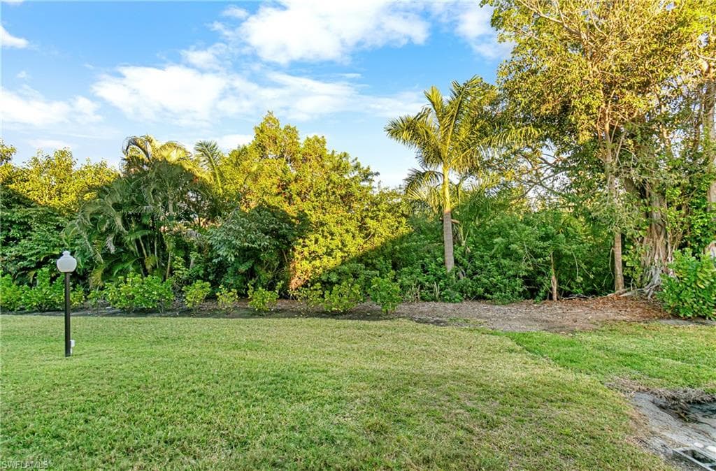 8302 Charter Club CIR # 6, FORT MYERS FL 33919-35