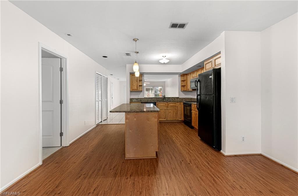 8302 Charter Club CIR # 6, FORT MYERS FL 33919-16