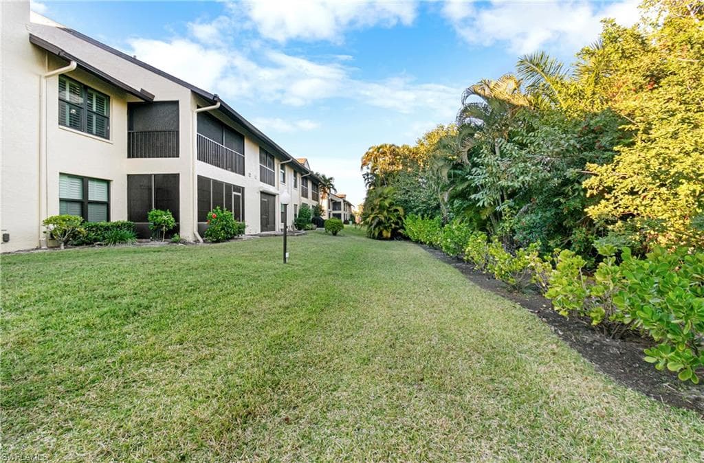 8302 Charter Club CIR # 6, FORT MYERS FL 33919-36