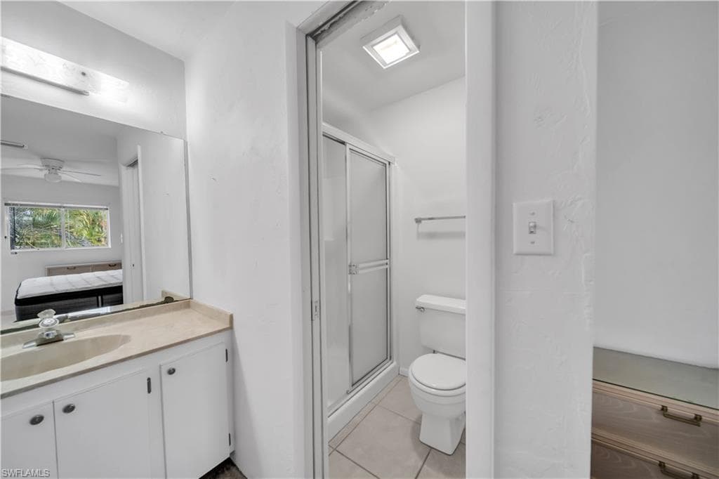 8071 Country RD # 206, FORT MYERS FL 33919-22