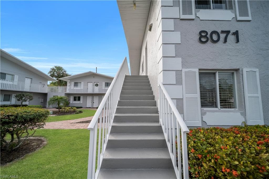8071 Country RD # 206, FORT MYERS FL 33919-4