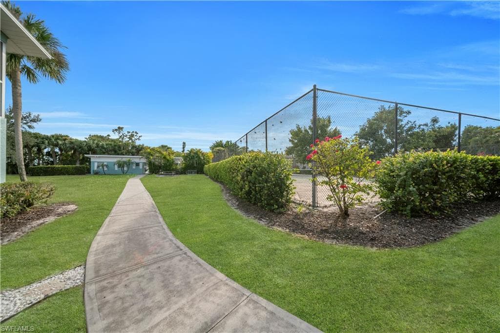 8071 Country RD # 206, FORT MYERS FL 33919-30