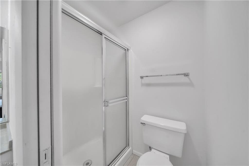 8071 Country RD # 206, FORT MYERS FL 33919-24