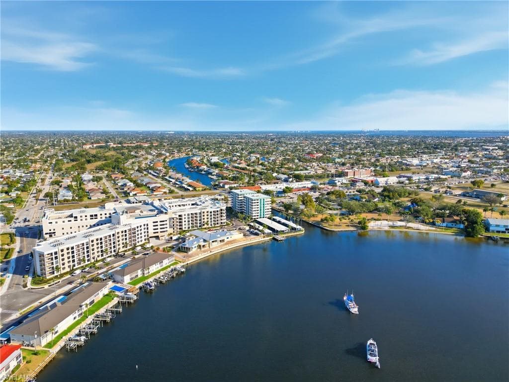 4803 Sunset CT # 404, CAPE CORAL FL 33904-21