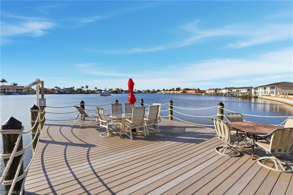 4803 Sunset CT # 404, CAPE CORAL FL 33904-27