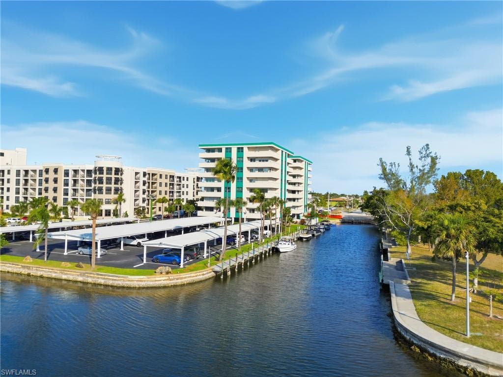 4803 Sunset CT # 404, CAPE CORAL FL 33904-20
