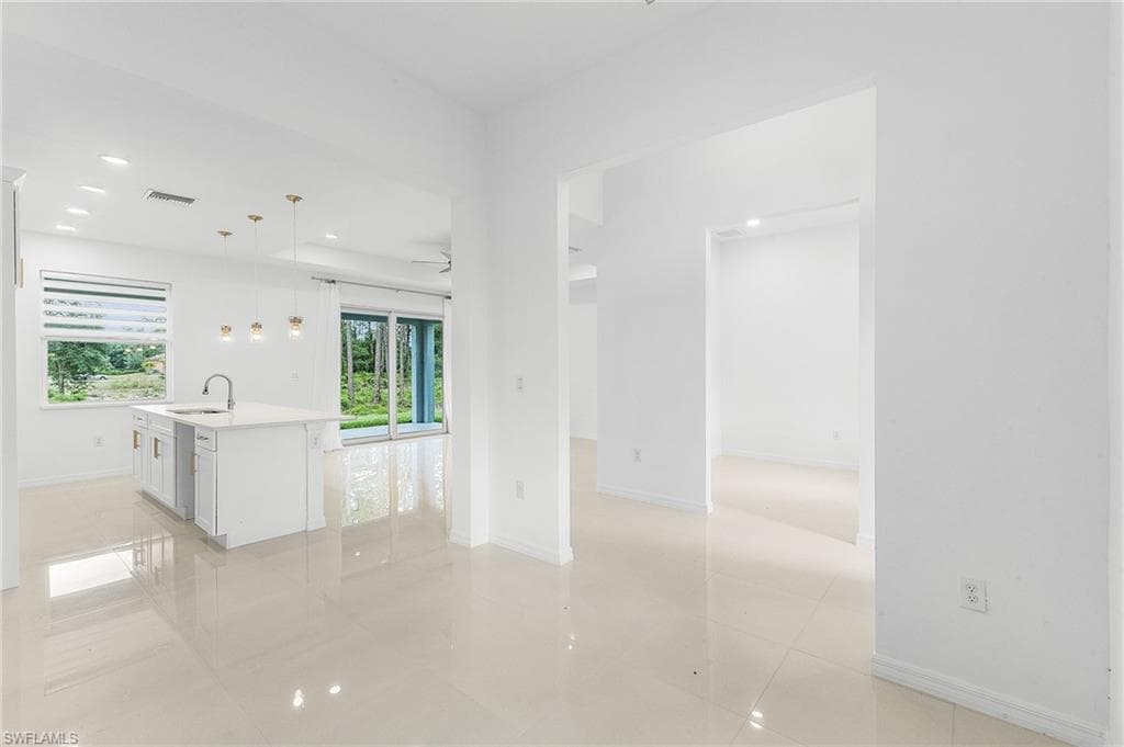 1606 Euclid AVE, LEHIGH ACRES FL 33972-4