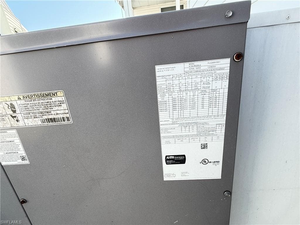 11182 Sunglow LN, FORT MYERS FL 33908-24