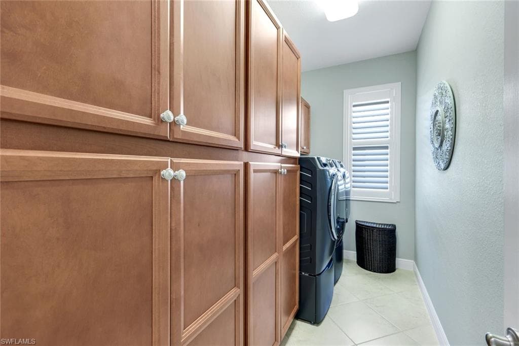 23248 Salinas WAY, BONITA SPRINGS FL 34135-30